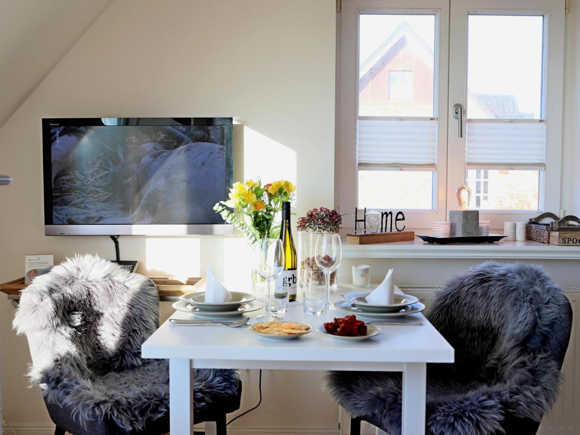 Hafenstrasse 4, W1, Esprit 2 Apartment *